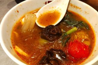 「行列ができる人気グルメ」何これ？見たことない食材に出会える…“七宝麻辣湯にドハマり中”30代女性が選ぶカスタマイズとは？【となりの麻辣湯 Vol.3】