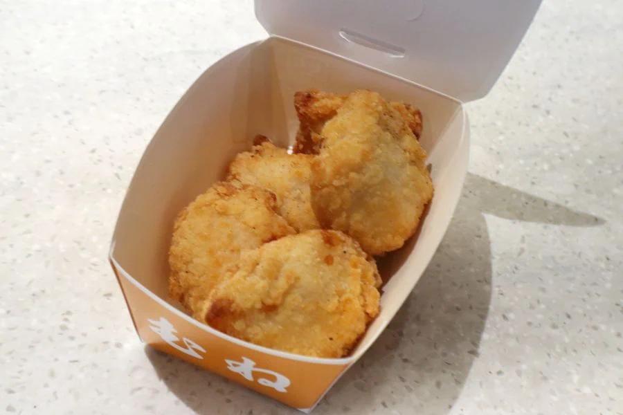第2位　「セブンの新商品がすごいぞ！」これ感動級 “ザ・王道な若鶏のからあげ”を実食したら…もも＆むね、どちらもジューシーすぎた