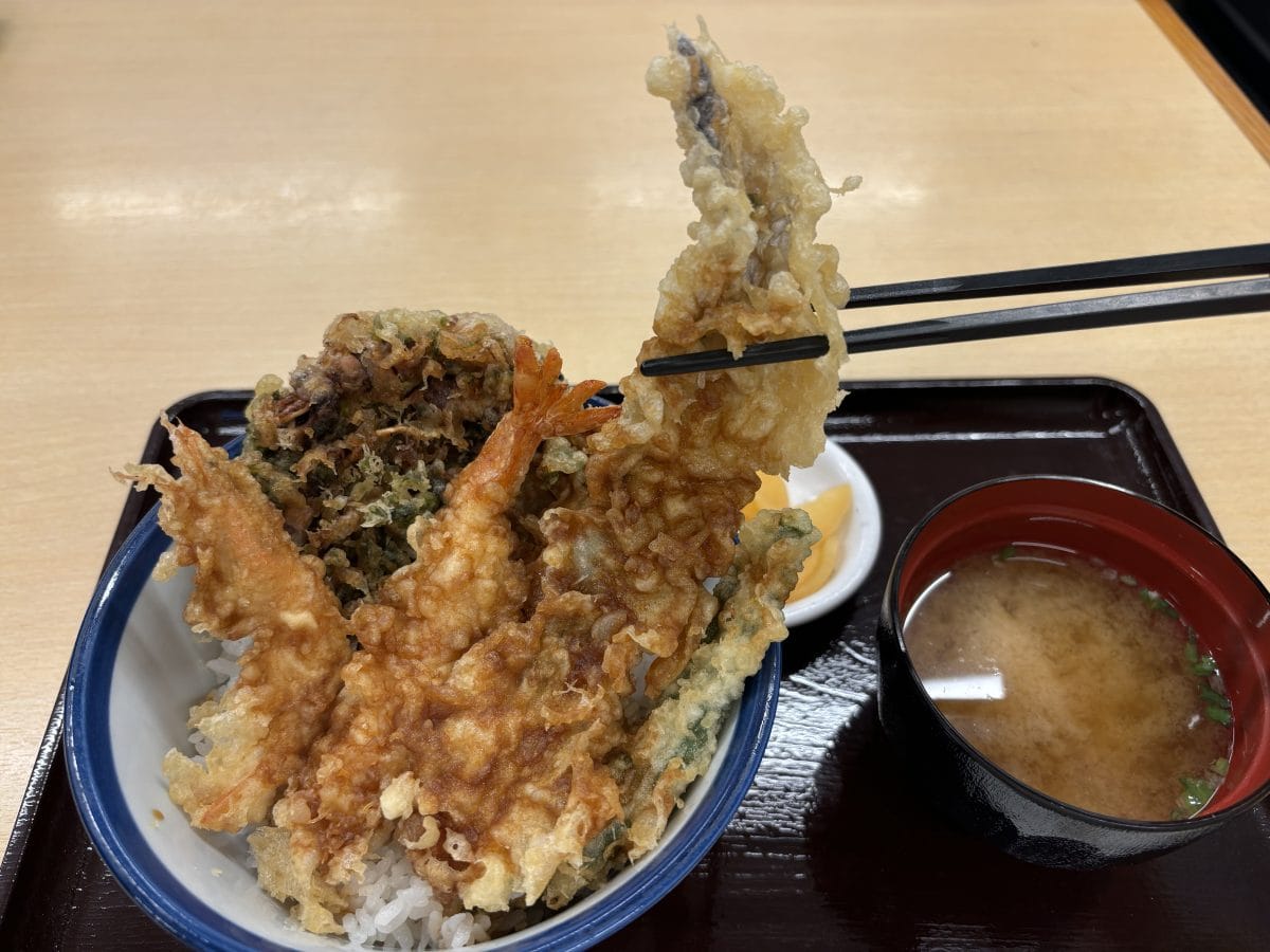 柔らかく淡⽩な味わいの国産「太⼑⿂」