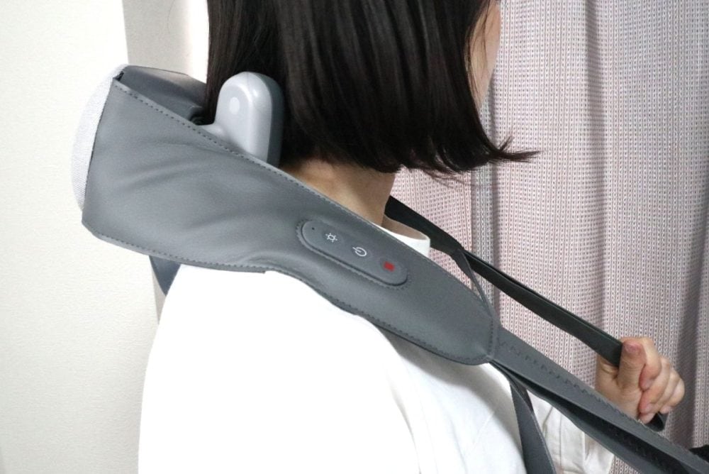 首と肩のほどよい位置にフィット！
