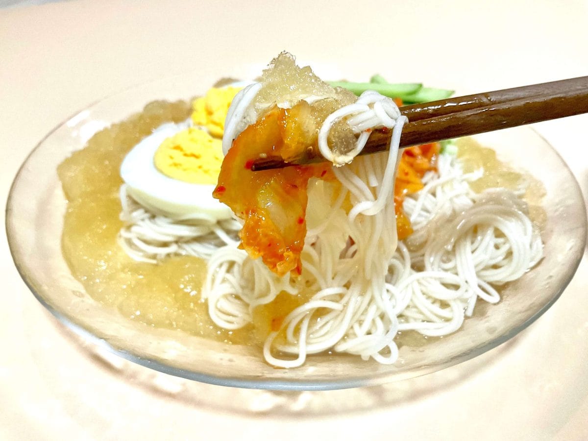普通のそうめんが、一気に“韓国冷麺風ランチ”になる感じも新鮮