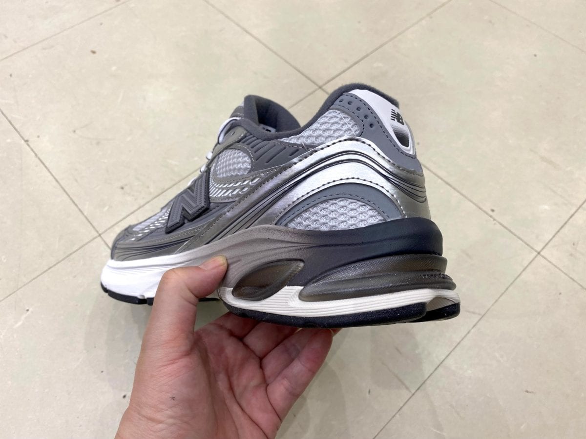 New Balance U2010