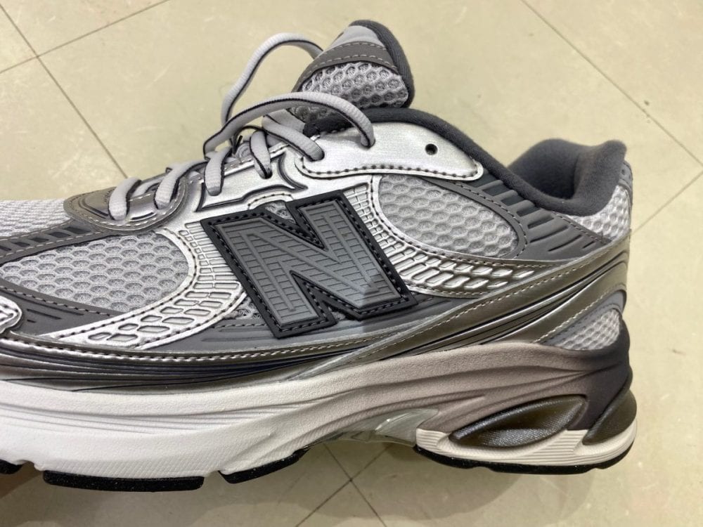 New Balance U2010