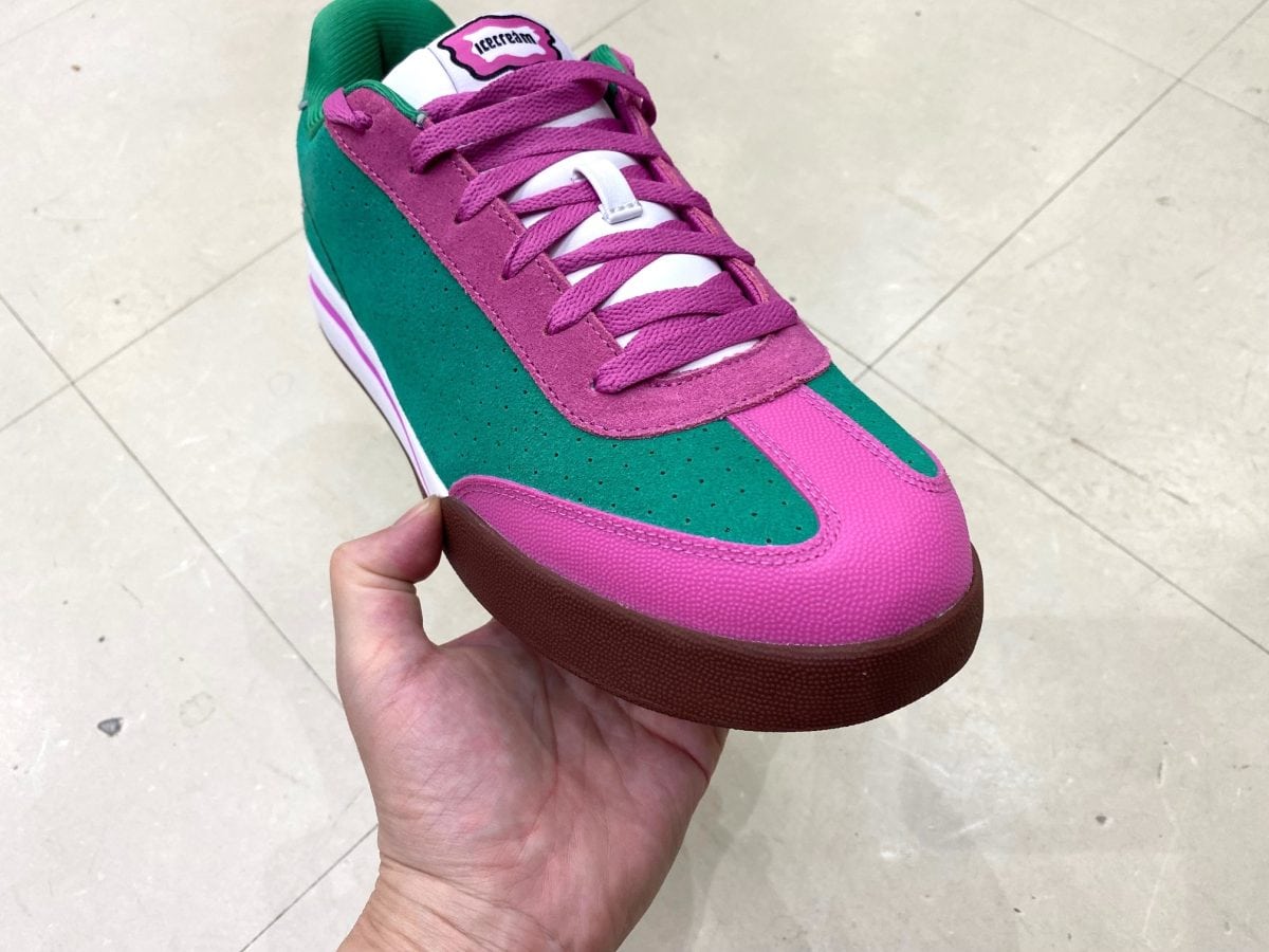 Reebok BOARD FLIP "JUICY PINK" "BBC ICE CREAM"