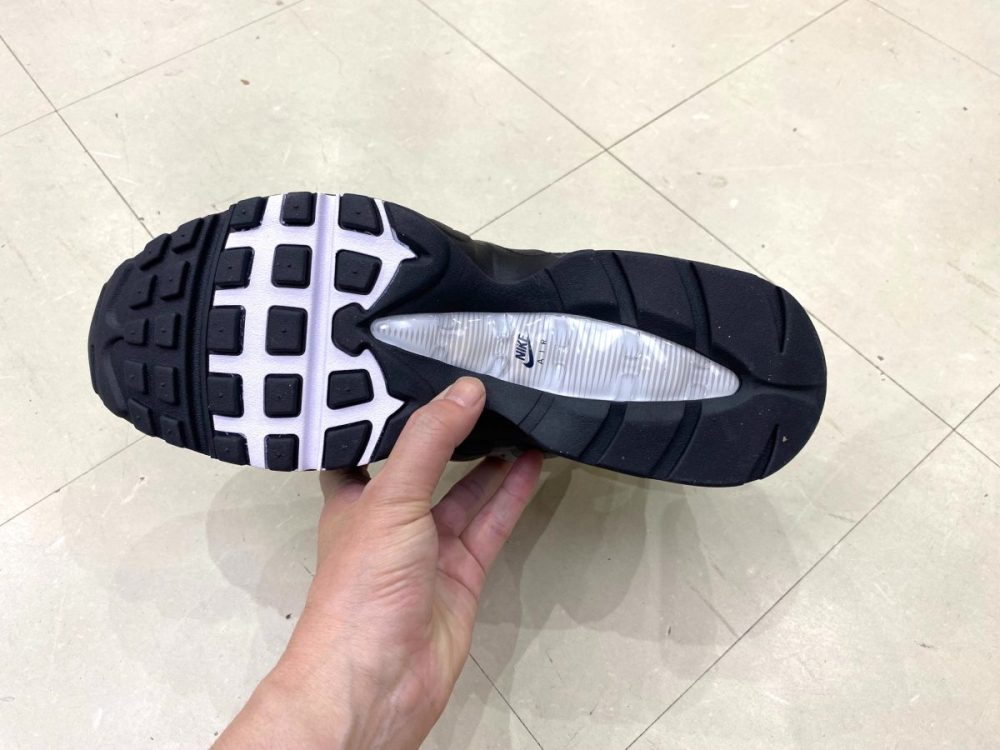 NIKE AIR MAX 95