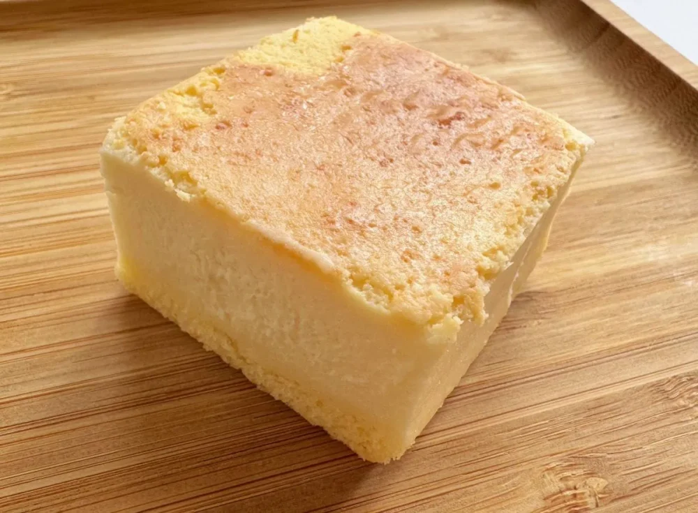 第3位　「必食のコンビニスイーツ」あま～いチーズを堪能…ファミマの“チーズ好き垂涎フェア”全8種からグルメライターが食べて感動した5品を紹介！