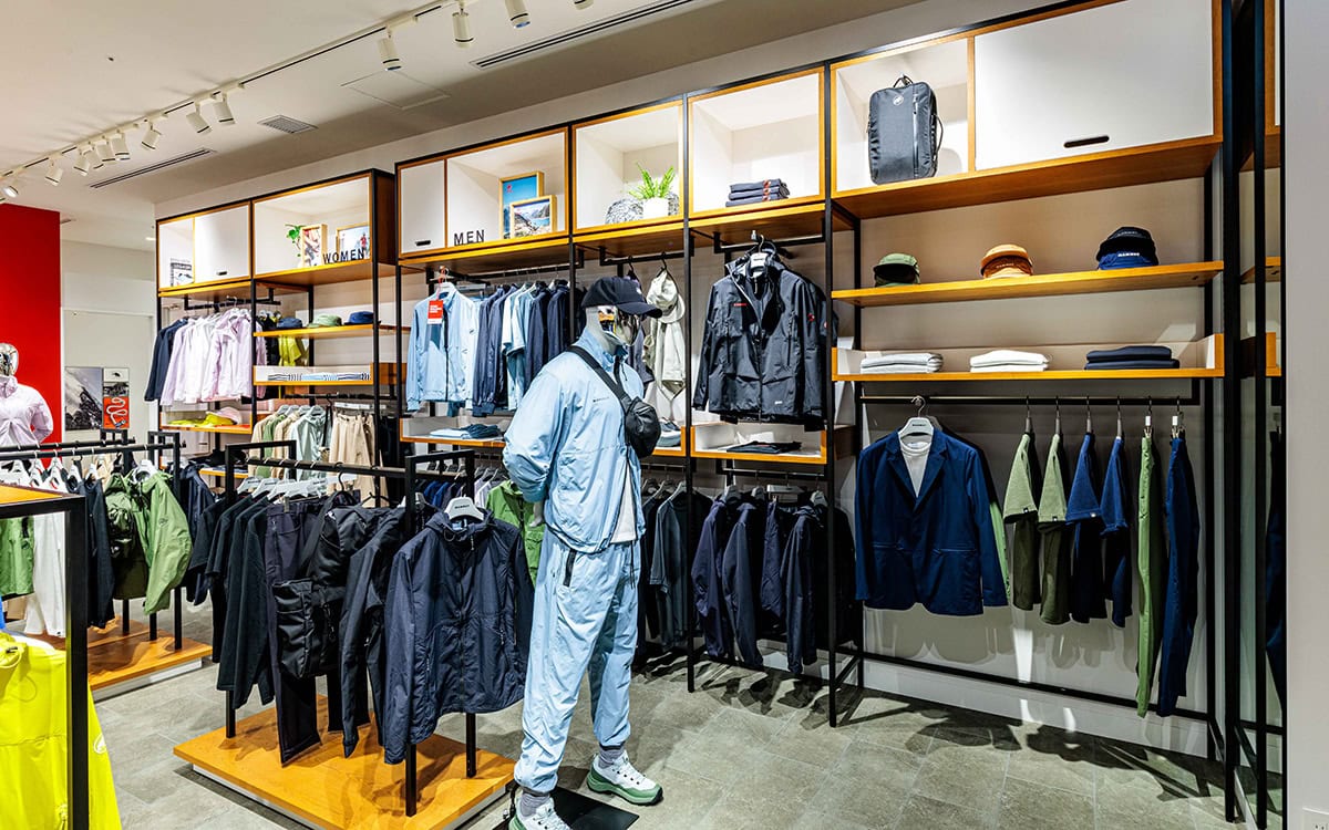 マムート 心斎橋 店内