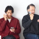 スマホを手に“ながらケア”が可能