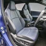 トレイルシーカーはベースで合皮、上級グレードでナッパレザーシートを装備