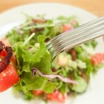 カリカリとした食感もやはり、柔らかい野菜のアクセントに！