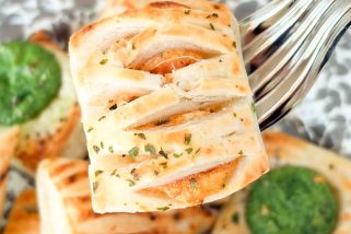 【業務スーパーで発見】フランス直輸入「惣菜パイ」が激ウマだった！焼くだけで超本格的なサクサク冷凍パイ3種を味くらべ、グルメライターが徹底レビュー