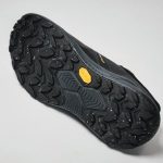 再生素材を使いながら卓越したグリップ力も確保