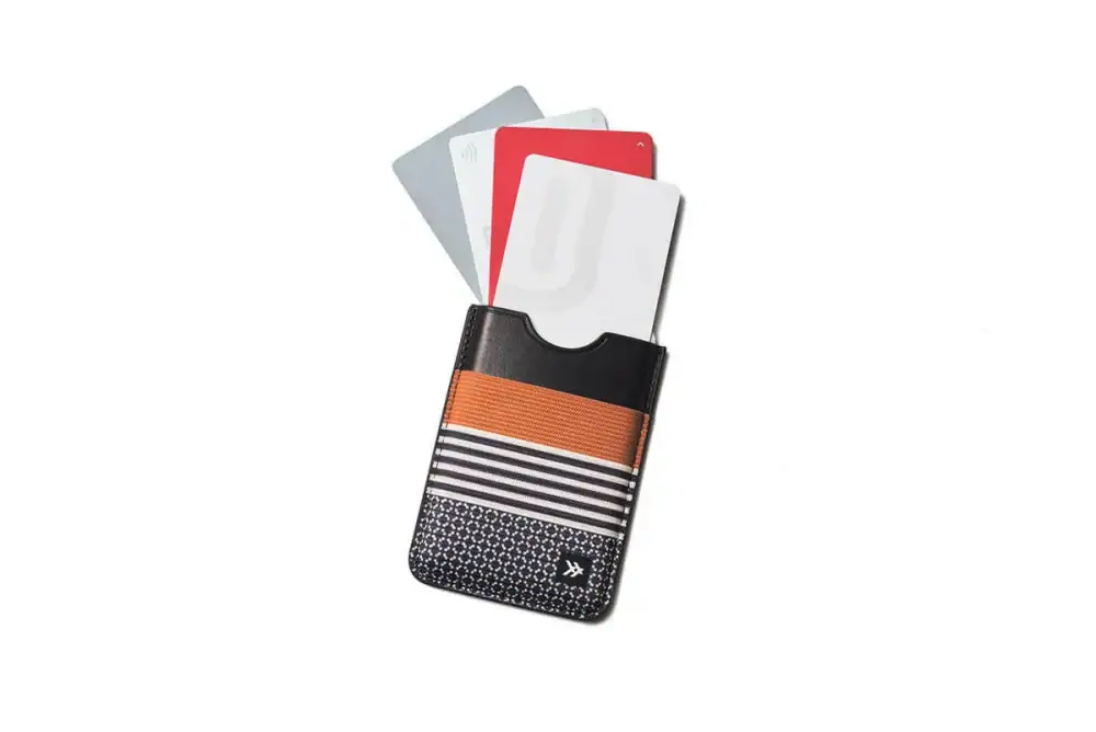 第3位 【スマホ財布化の最終結論】キャッシュレス派の「もしも」を救う!ガジェットのプロが選ぶ“死角なし”の次世代ウォレット4選