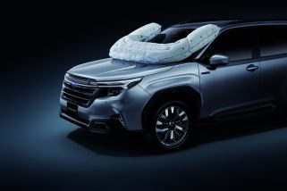 【クルマの安全性能日本一が決定】世界初のエアバッグ＆新世代アイサイト搭載。「スバル フォレスター」がファイブスター大賞を獲得！