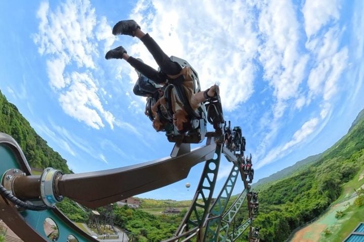 【ジャングリア沖縄】絶叫ライド爆誕!「やんばるトルネード」体験レポ。夏の暑さ対策も進化して快適度アップ