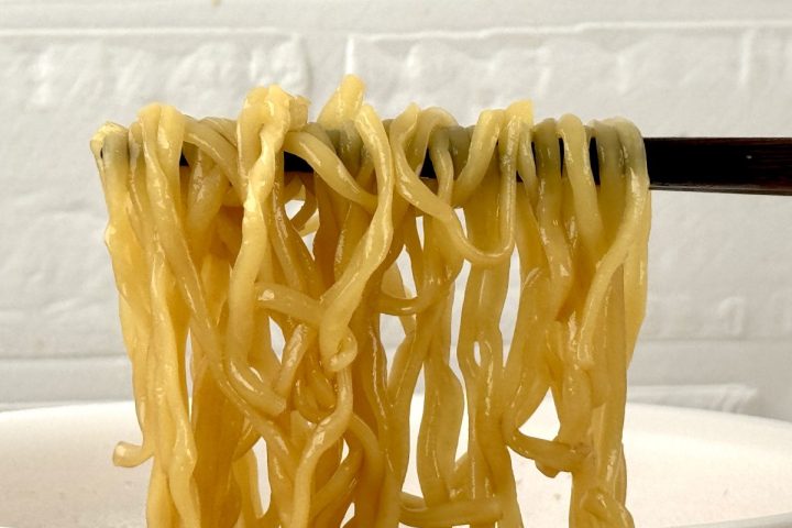 【ヤバうまいカップ麺】即席麺マニア絶賛“名店再現&鬼才コラボ”衝撃の最新ベスト3「1位はファン感涙のあの匂い」