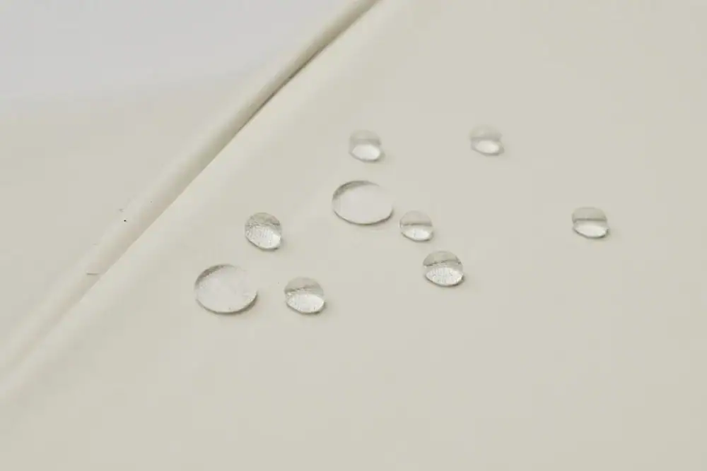 第3位 【ユニクロの“移動できる日陰”】日傘男子を定着させる!?「2,990円の晴雨兼用傘」は猛暑を生き抜くサバイバルギアだ!/No.1モノ雑誌編集長のお墨付き『コレ買いです』