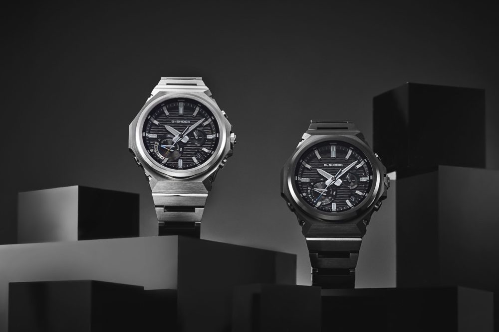 G-SHOCK 左)GST-B1000D-1AJF ¥66,000(税込) 右)GST-B1000BD-1AJF ¥75,900(税込)