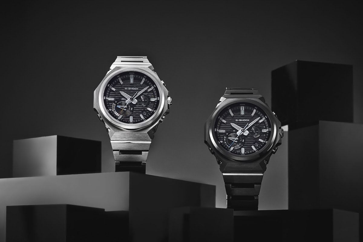 G-SHOCK 左)GST-B1000D-1AJF ¥66,000(税込) 右)GST-B1000BD-1AJF ¥75,900(税込)