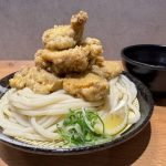 第1位　【マジで麺が見えない…デカ盛り】はなまるうどん史上最強ギルティ！2,000kcal超え「爆担々」と肉特化型店“肉まみれ”がヤバかった…グルメライターが徹底実食