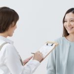 「nishikawaのオーダーまくら」は、眠りのプロフェッショナルである専門スタッフが、顧客一人ひとりの体型や寝姿勢に合わせて理想的なまくらを仕立てるサービス