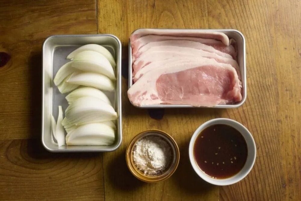 第3位　【たった8分で激ウマ】新玉ねぎの豚肉巻きに「ビールが止まらない…」高円寺メタルめし直伝の肉つまみレシピがサイコーだった！