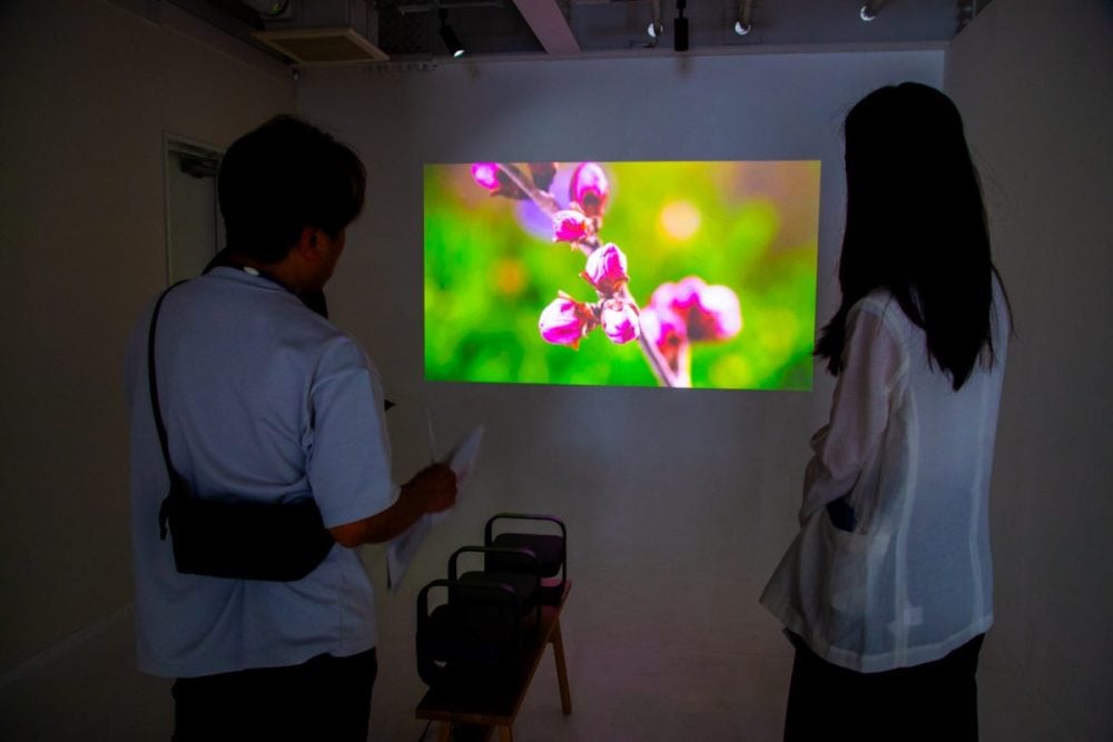 狭い部屋でも極上の4K体験ができる家庭用プロジェクターの完成形、XGIMIの最新モデルが体験して驚きの没入感!