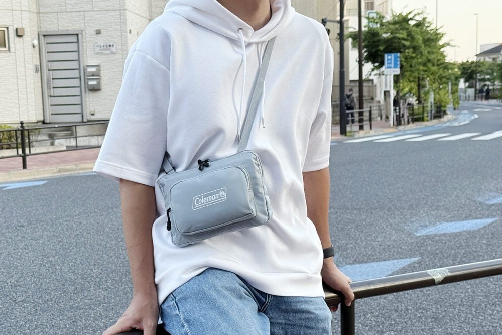 コンパクトであまり体からはみ出ない
