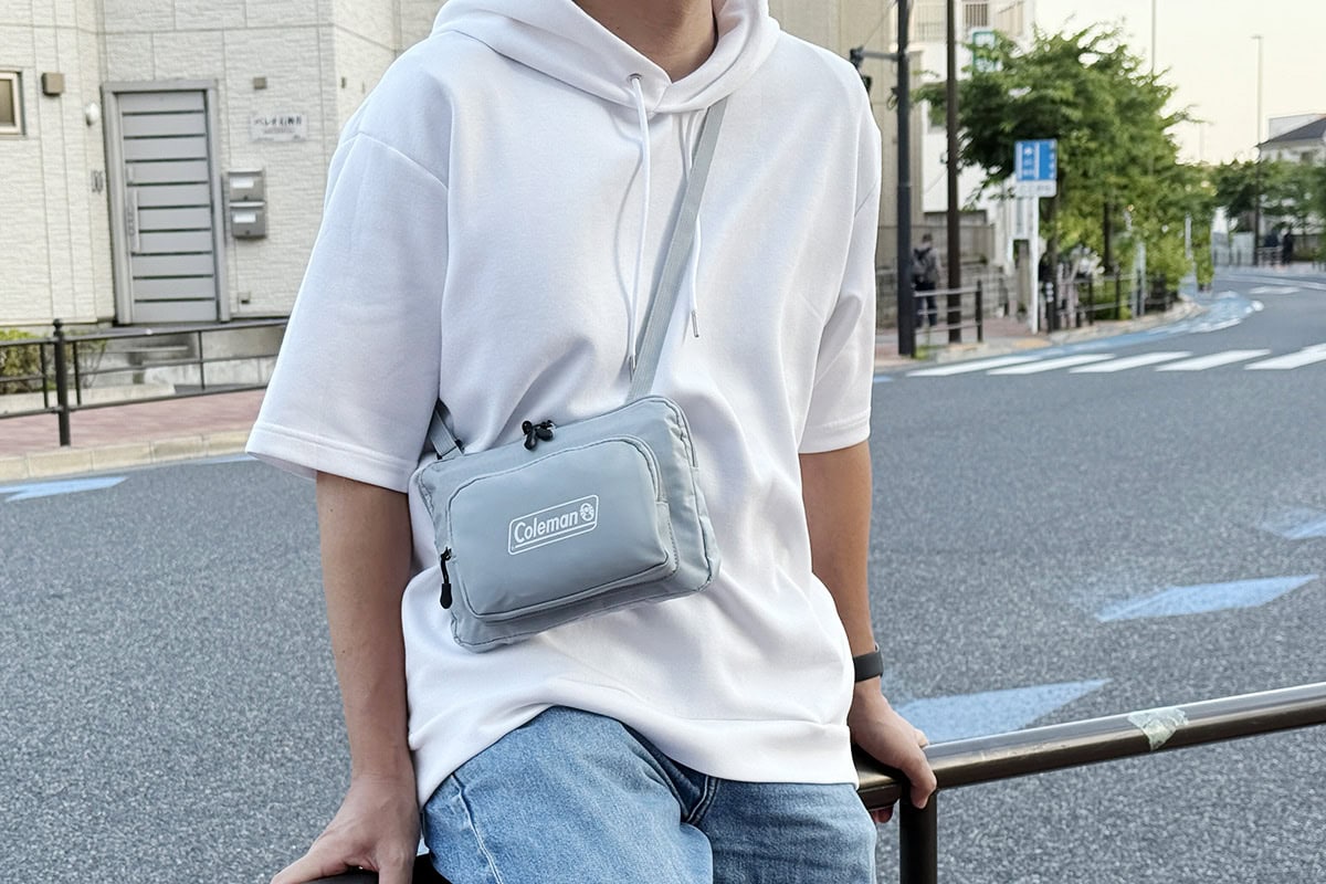 コンパクトであまり体からはみ出ない