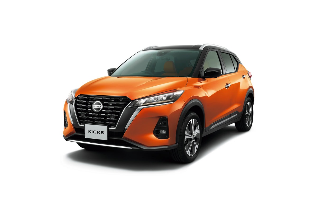 ジュークの後継車として、2020年6月に国内でデビューした初代「キックス」