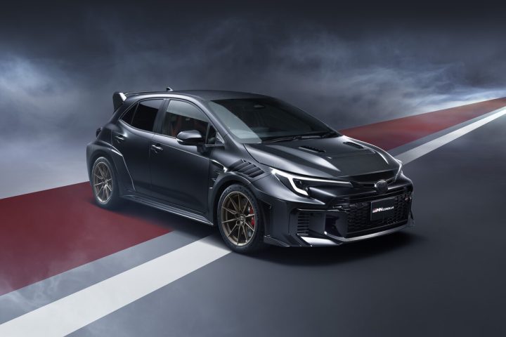 【究極のGRカローラ】2シーター&415Nm!「GRMNカローラ」世界初公開をプロが解説。申し込みは今秋を予定