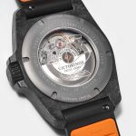 ビクトリノックス I.N.O.X. AUTOMATIC　「高精度な自動巻きムーブメント」