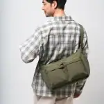 第1位 【ユニクロ最強の2,990円】大人気「マルチポケットショルダーバッグ」がさらに進化！街歩きにも最適な7ポケットの収納力をスタイリストが徹底解説