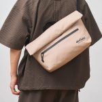 斜め掛けも手持ちもできる!