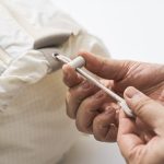サイドにドローコードを採用することにより、荷物量に応じて形を変化することができる