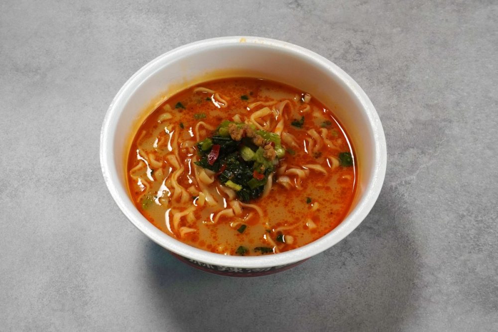 「世界の味麺めぐり 麻辣湯麺」は五香粉の香りが強い
