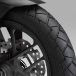 第2位　【最強の軽二輪スクーター】ホンダ「ADV160」2026年版はここが進化した！街乗りからツーリングまでこなす最新モデルを徹底解説