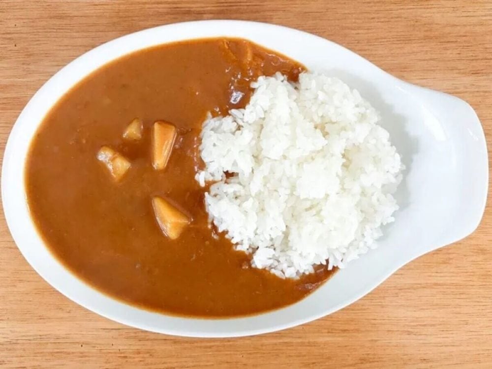 第3位　【業務スーパー】1食約70円から!? コスパ最強の「レトルトカレー3種」を食べ比べ＆激ウマアレンジ
