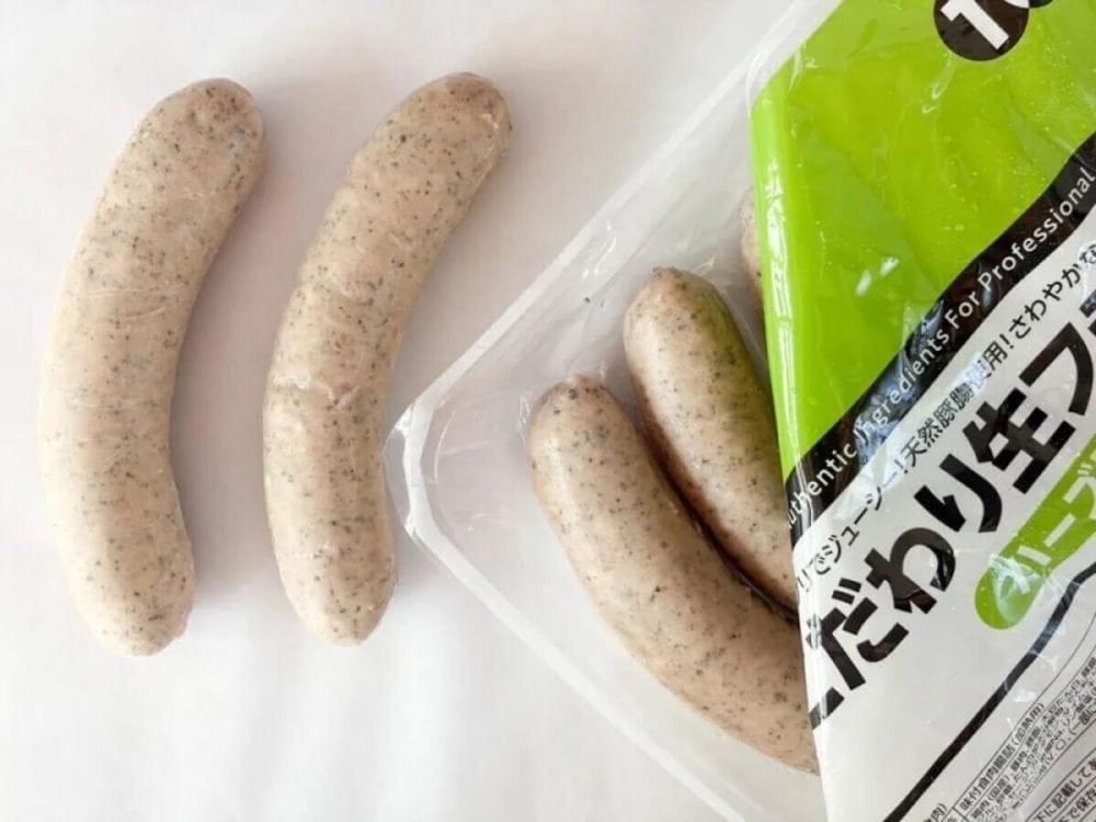 第1位　【1本約90円は価格バグ】もはや原価割れを心配するレベル…肉汁が別格すぎる業スー「生フランク」はストック買いがガチで◎