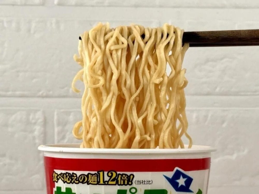 第1位 【ヤバうまいカップ麺】即席麺マニア絶賛“名店再現&鬼才コラボ”衝撃の最新ベスト3「1位はファン感涙のあの匂い」