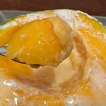 第1位　【メロン半玉の暴力】夢庵で昨年20万食超えの大ヒット！贅沢過ぎるサンデー＆はみ出す大福…「至福のメロンスイーツ」を実食レビュー
