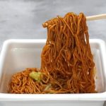 第3位　【このカップ焼きそばウマすぎる】奇跡のスガキヤ×ペヤングに高級焼肉級U.F.O.も！“規格外の進化系”ベスト3「1位は和牛の甘み×わさびの衝撃!?」