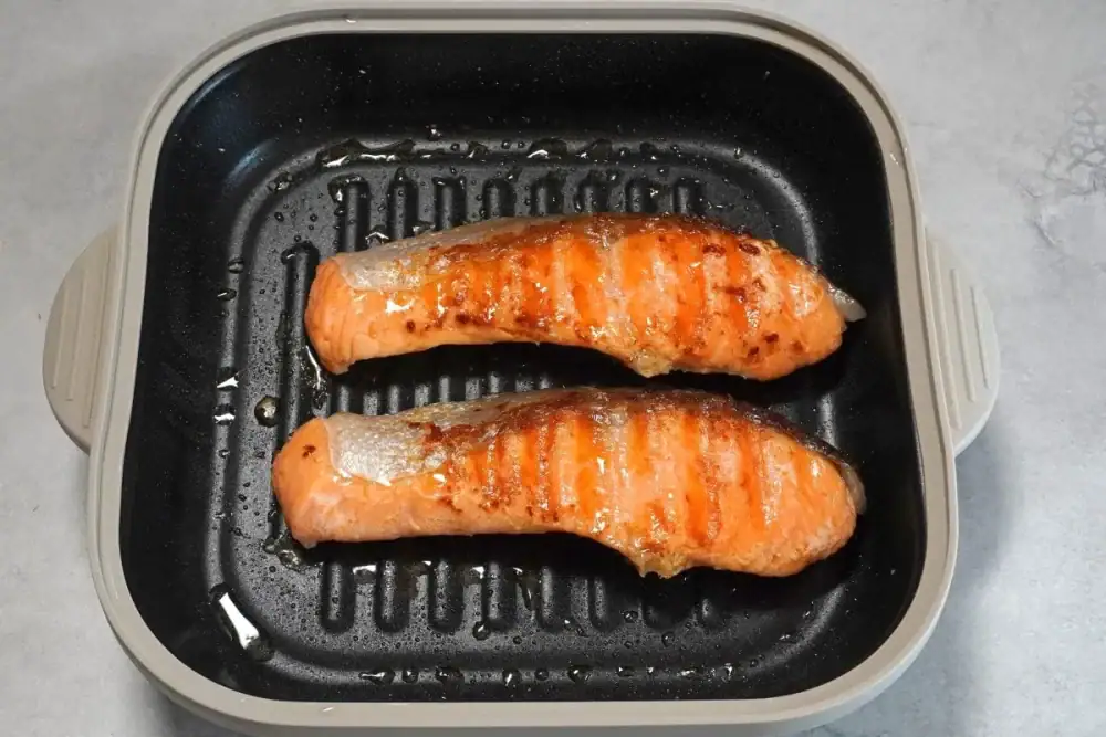 第1位 【ニトリ神アイテム】レンチンで両面焼き!? “ひっくり返し不要”の4,990円グリルを試したら最高すぎた