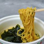 スープにめかぶが入っているせいか、海の香り強めの味