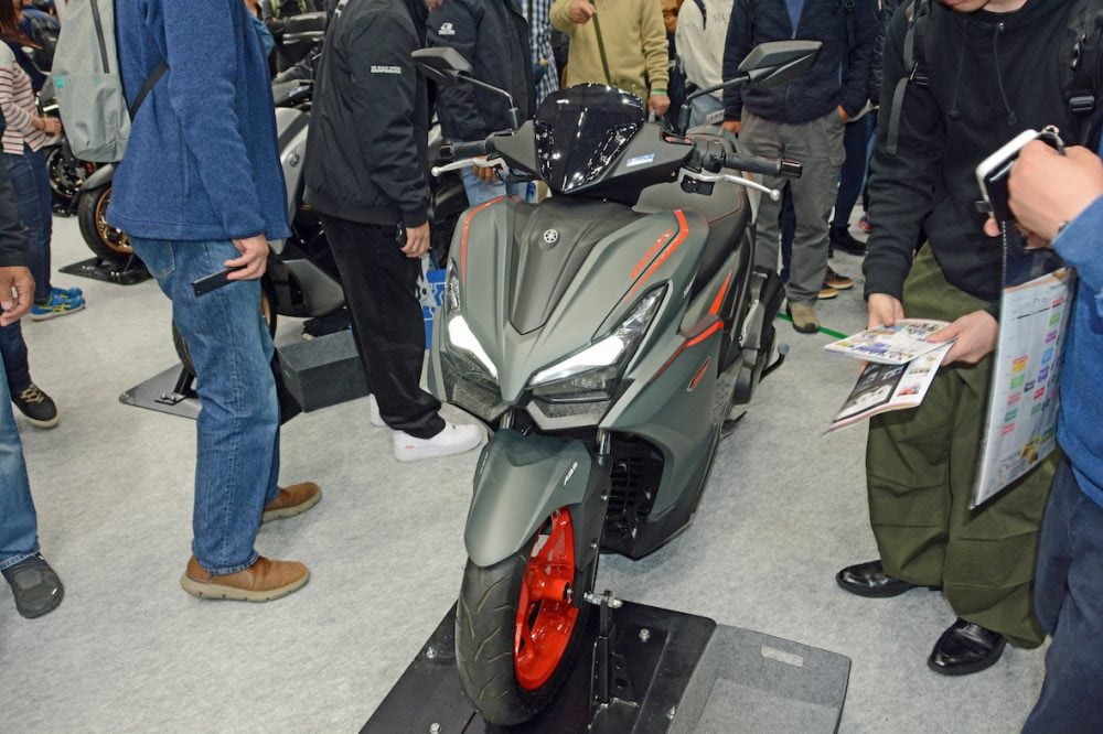 スポーティなスクーター好きに刺さること間違いなしの軽2輪モデル「AEROX(アエロックス)」