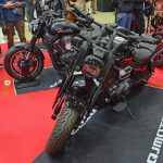 クラッチ操作不要の自動変速機AMTを備えたQJモーターの「SRV400　A（AMT）」
