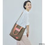 肩がけも手持ちもできる2WAYタイプ