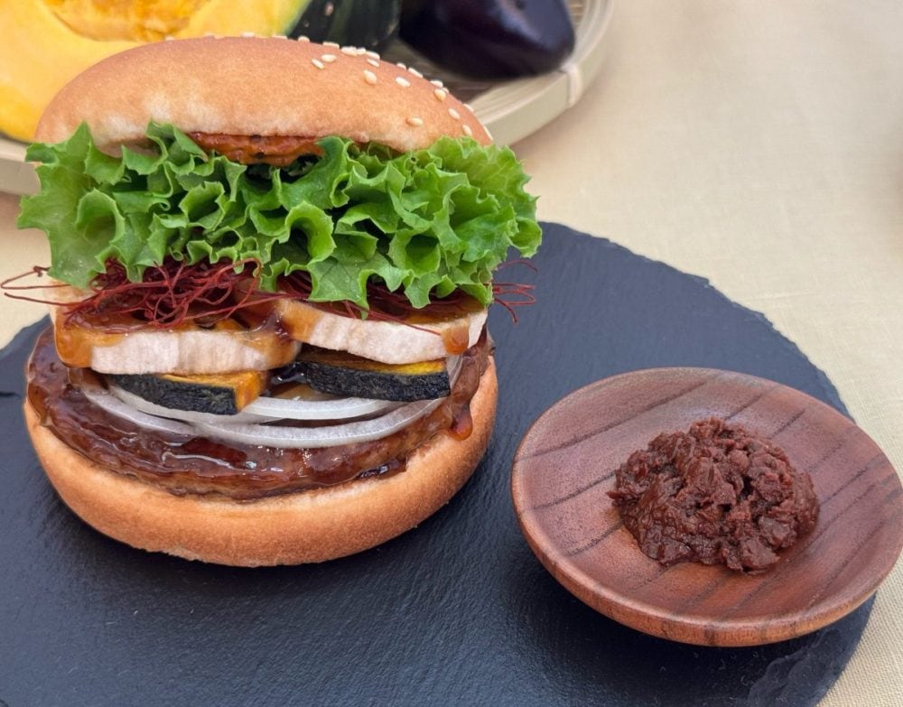 生七味香る 蓮根と南瓜の黒酢あんバーガー
