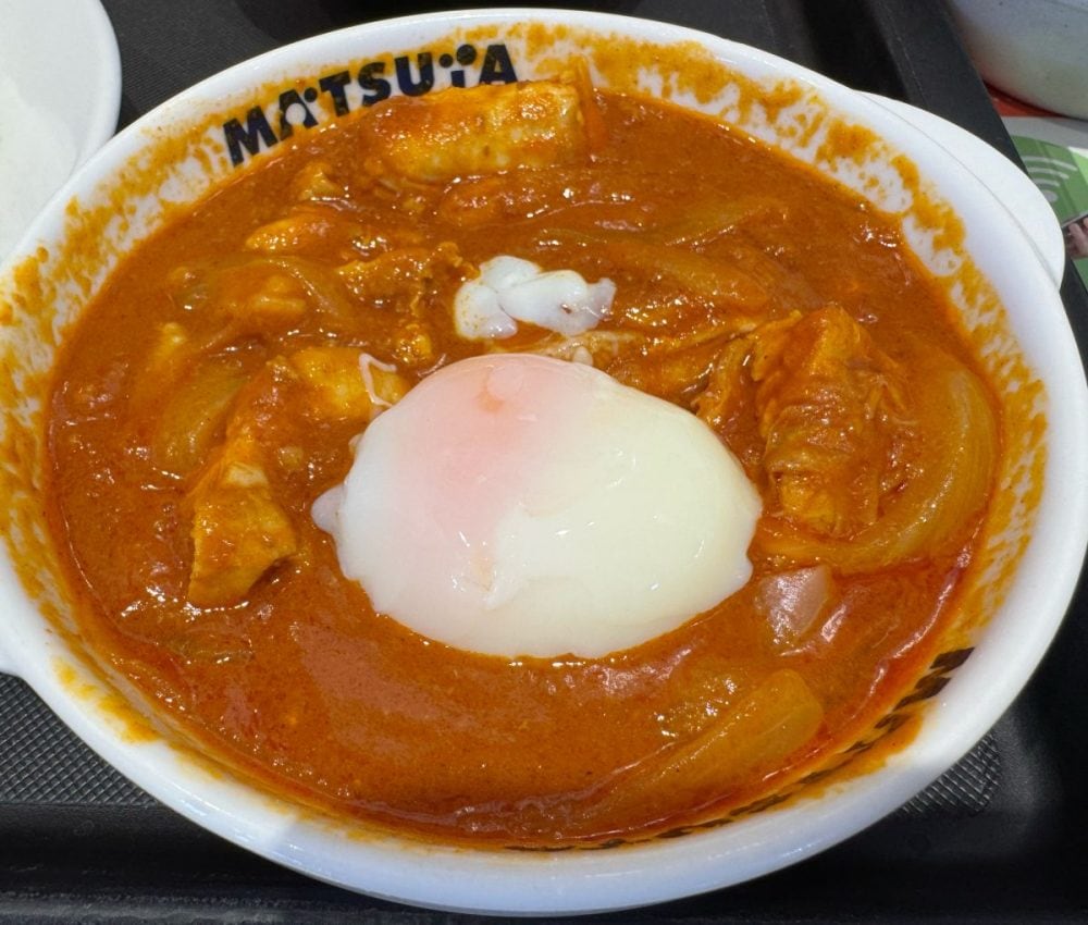 半熟玉子トッピングがおすすめ！