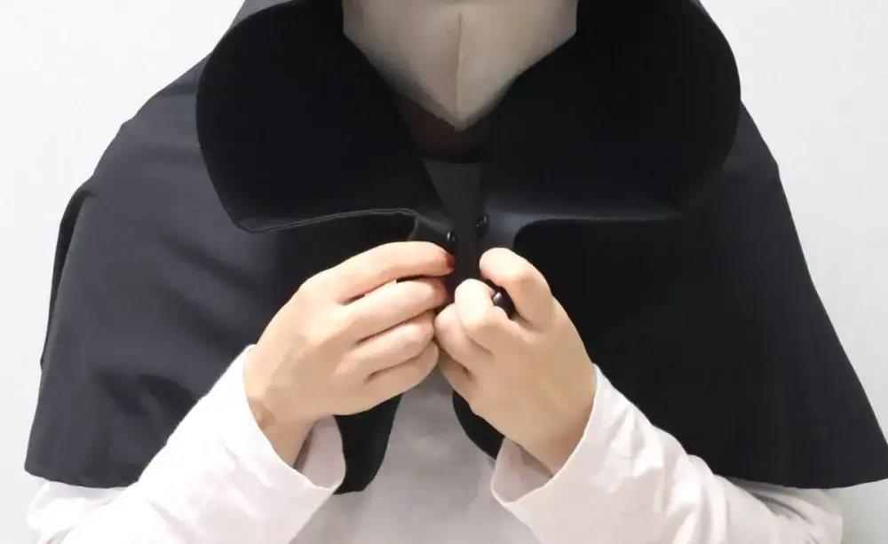 第1位 【ワークマン】怪しいけど…効果絶大?“1280円の着る日傘”が凄かった!最強の日焼け対策帽子「Xshelter 暑熱α フレアケープハット」の実力を徹底レビュー